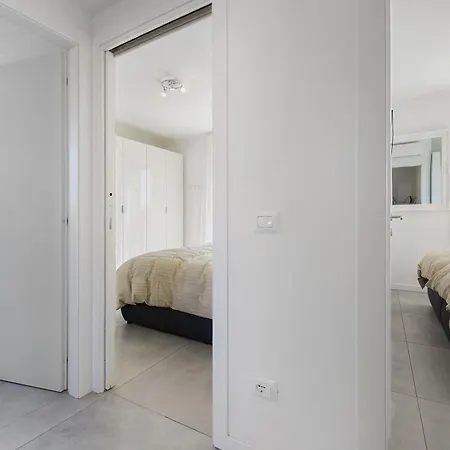 Penthouse Helayne Mit Dachterrasse