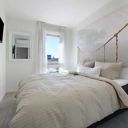 Penthouse Helayne Mit Dachterrasse Apartamento *